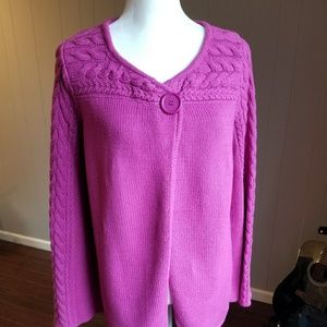 Long sleeved sweater